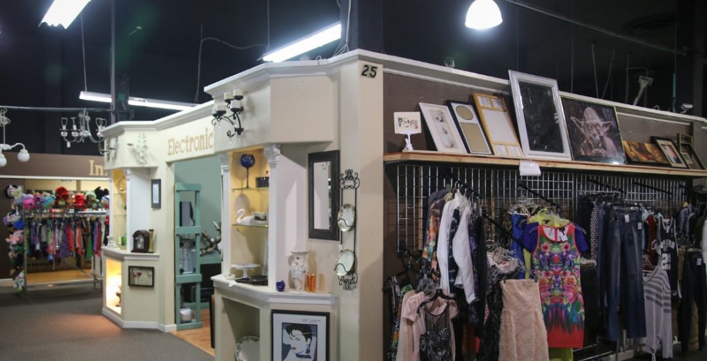 Thrift Store Lodi Junction 111 S. School Street, Lodi
